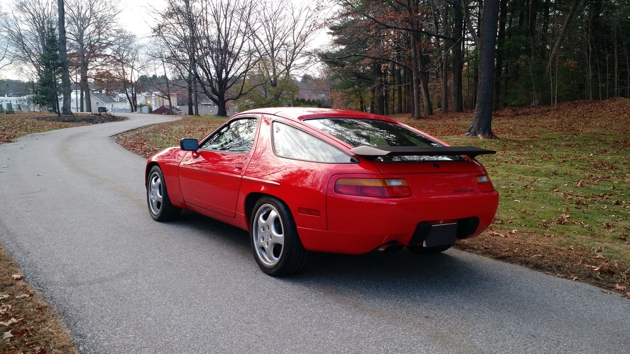 1987 Porsche 928 S4 - Image 3 of 11