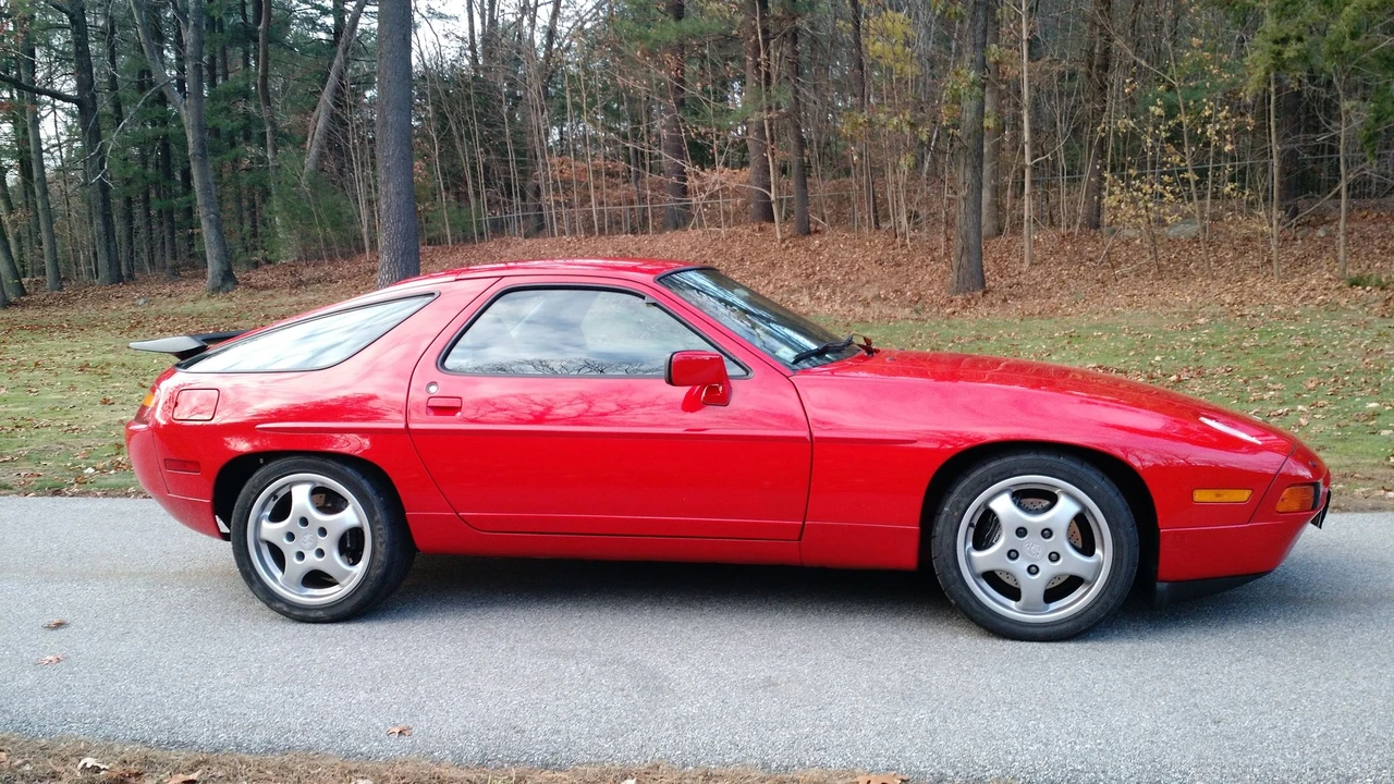 1987 Porsche 928 S4 - Image 6 of 11