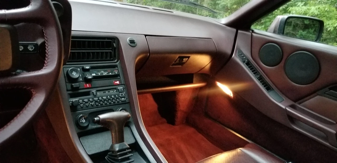 1987 Porsche 928 S4 - Image 11 of 22