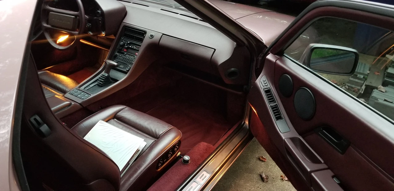 1987 Porsche 928 S4 - Image 15 of 22