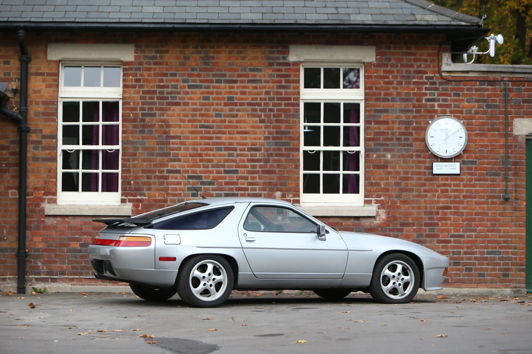 1987 Porsche 928 S4 - Image 13 of 23