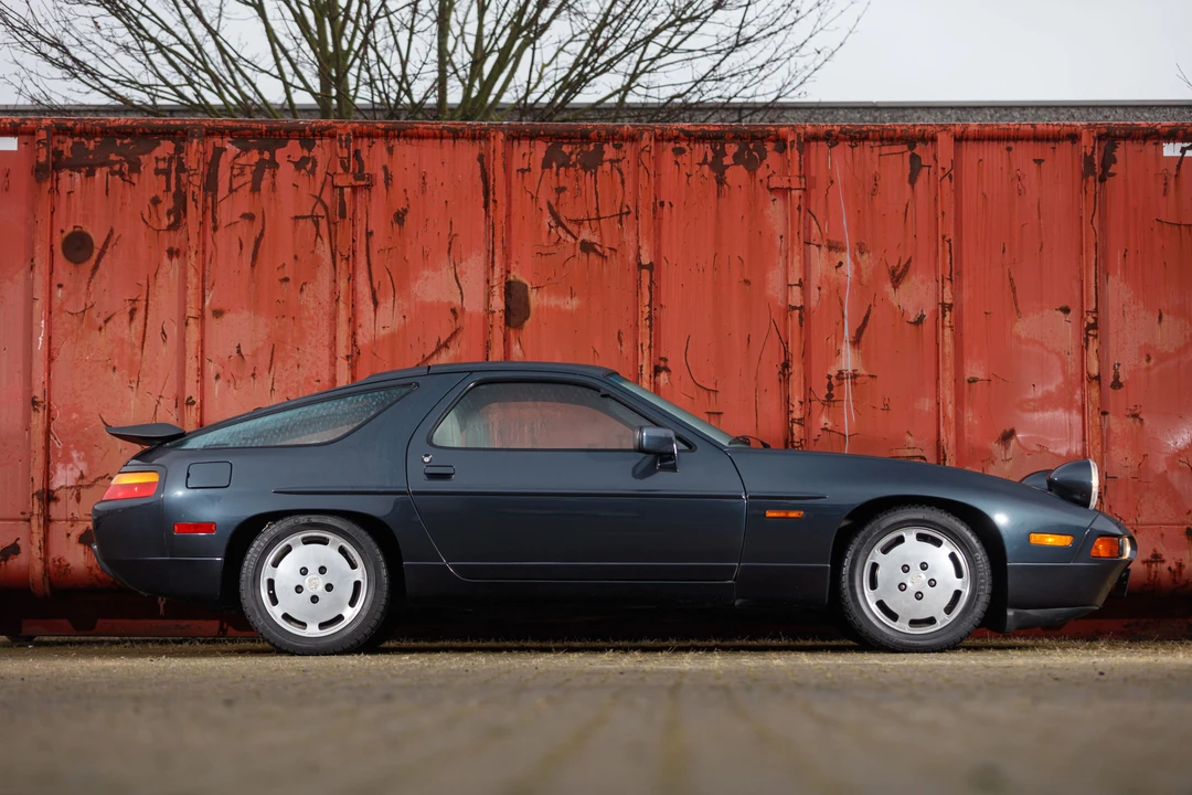 1987 Porsche 928 S4 - Image 3 of 24