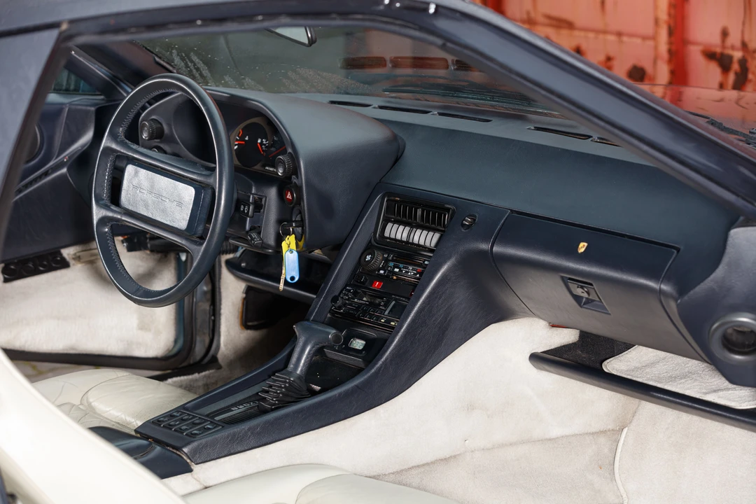 1987 Porsche 928 S4 - Image 16 of 24