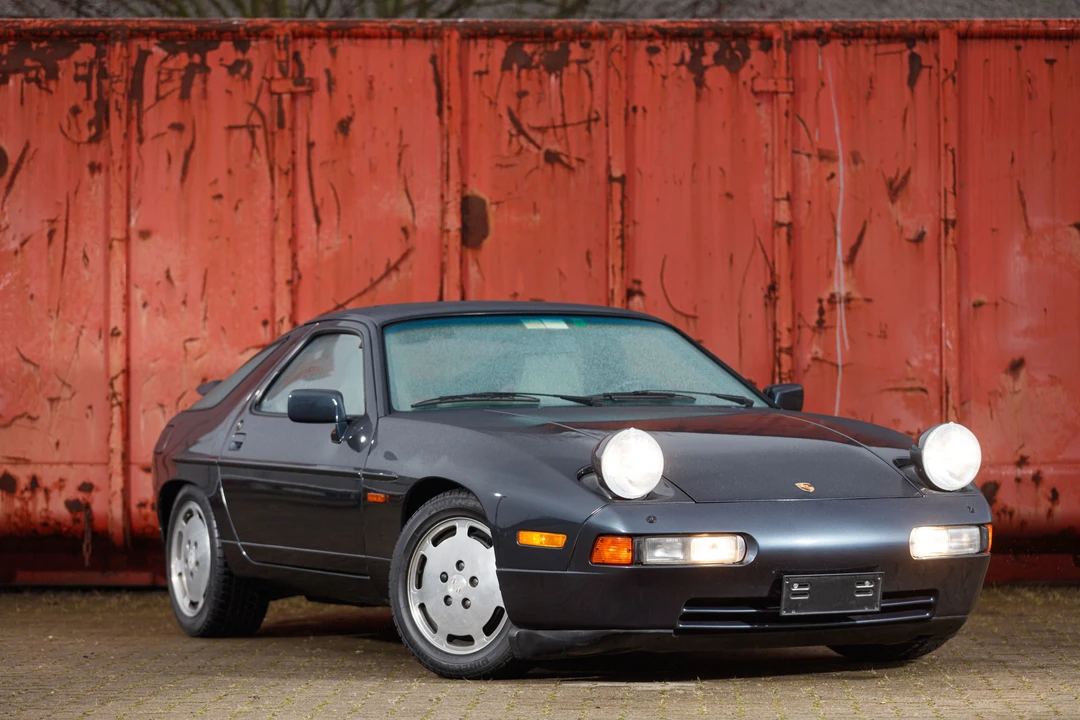 1987 Porsche 928 S4 - Image 2 of 24
