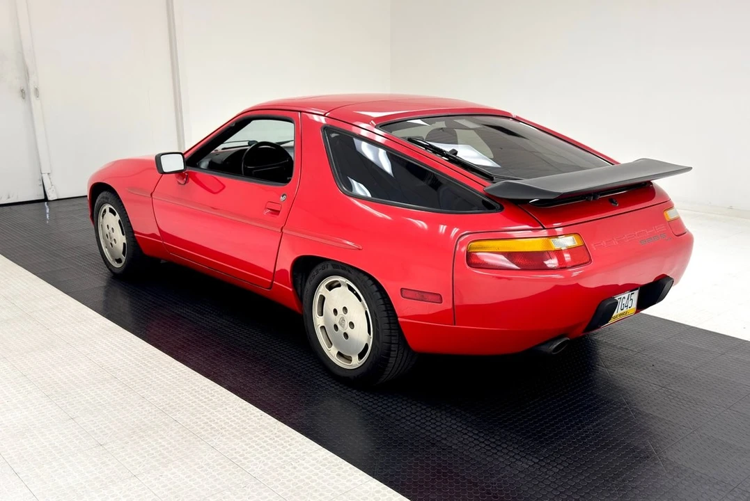 1987 Porsche 928 S4 - Image 3 of 12