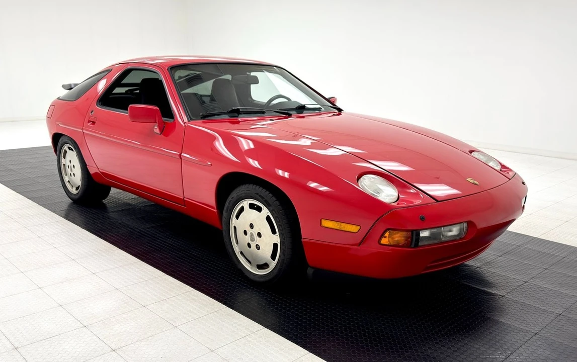 1987 Porsche 928 S4 - Image 7 of 12