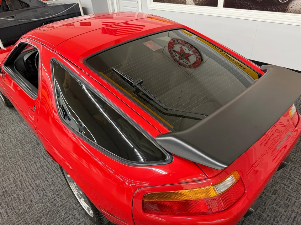 1987 Porsche 928 S4 - Image 16 of 21