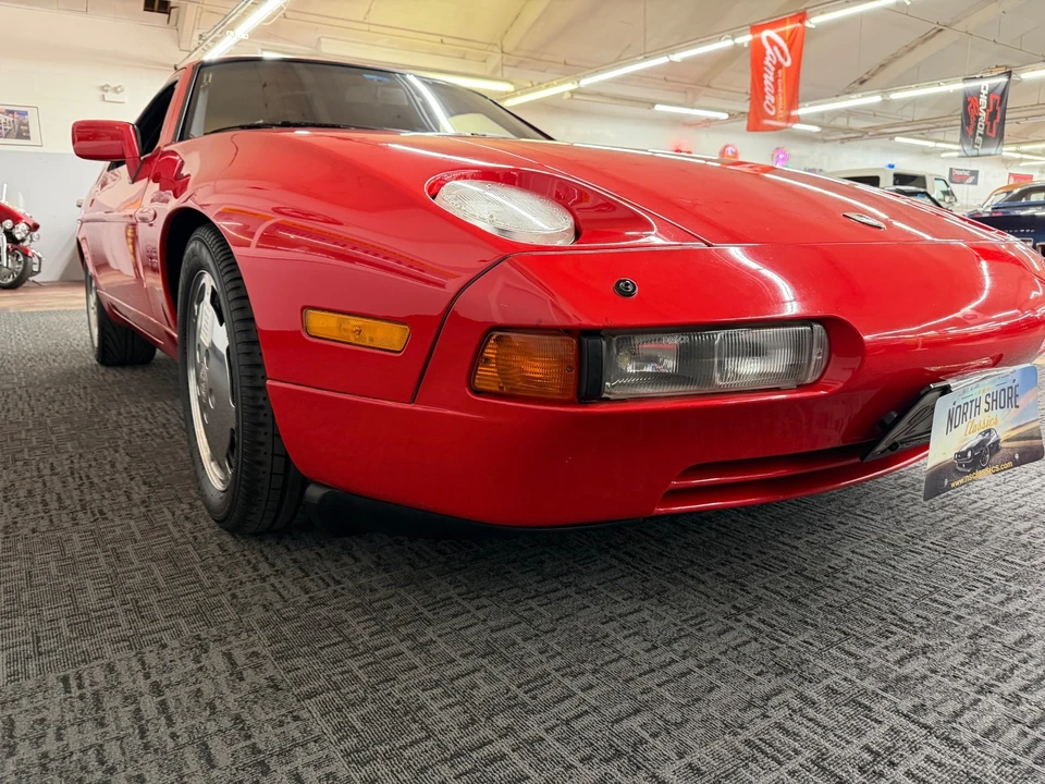 1987 Porsche 928 S4 - Image 8 of 21