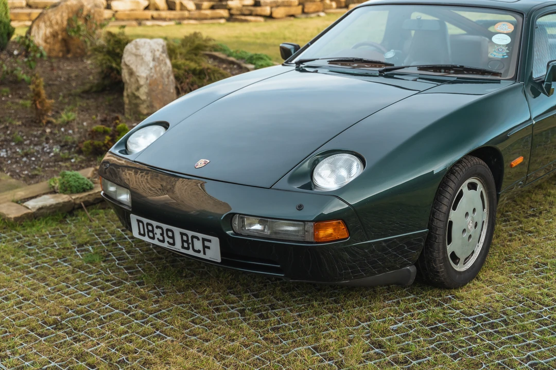 1987 Porsche 928 S4 - Image 12 of 31