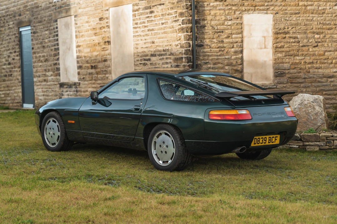1987 Porsche 928 S4 - Image 6 of 31