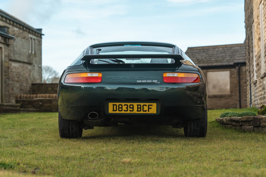 1987 Porsche 928 S4 - Image 7 of 31