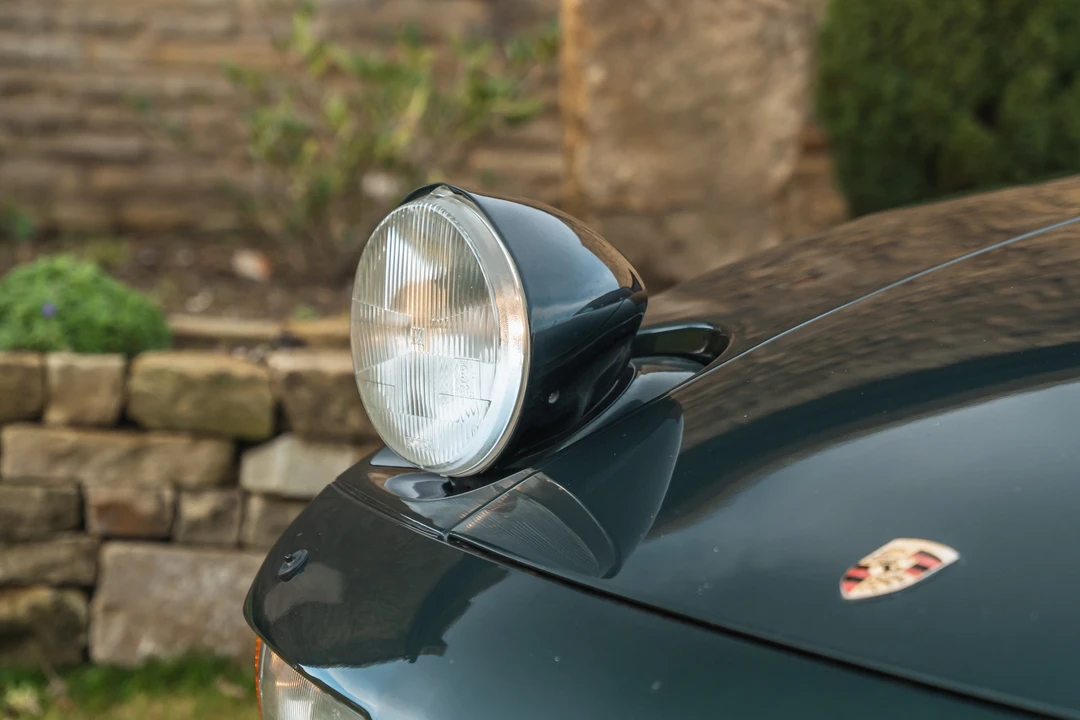 1987 Porsche 928 S4 - Image 13 of 31