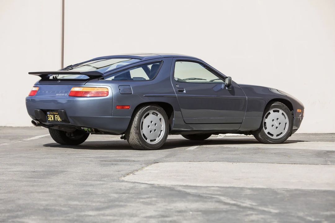 1987 Porsche 928 S4 - Image 10 of 31