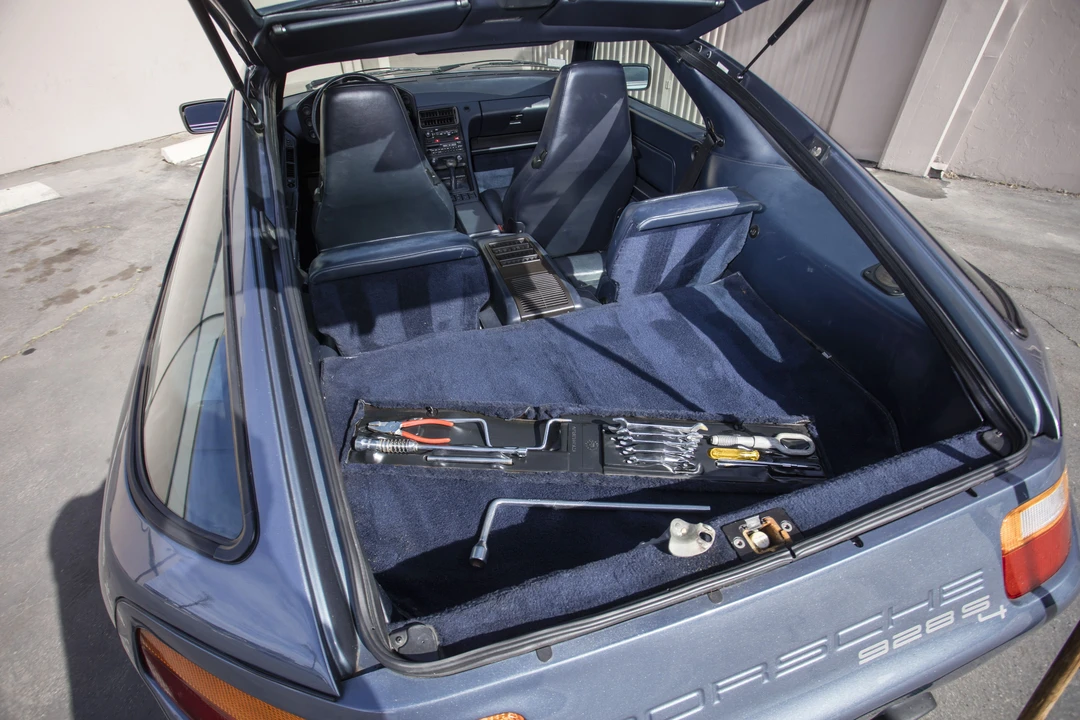 1987 Porsche 928 S4 - Image 23 of 31
