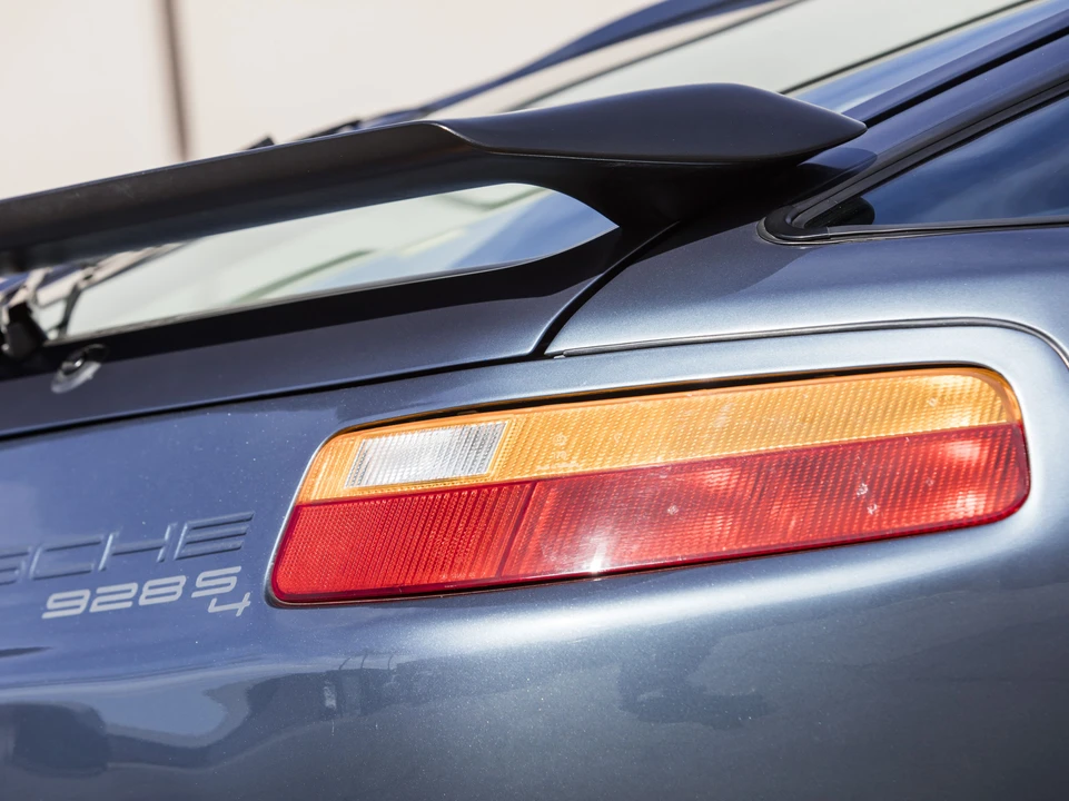 1987 Porsche 928 S4 - Image 19 of 31
