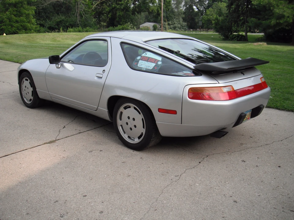 1987 Porsche 928 S4 - Image 8 of 31