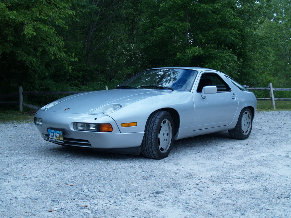 1987 Porsche 928 S4 - Image 10 of 31