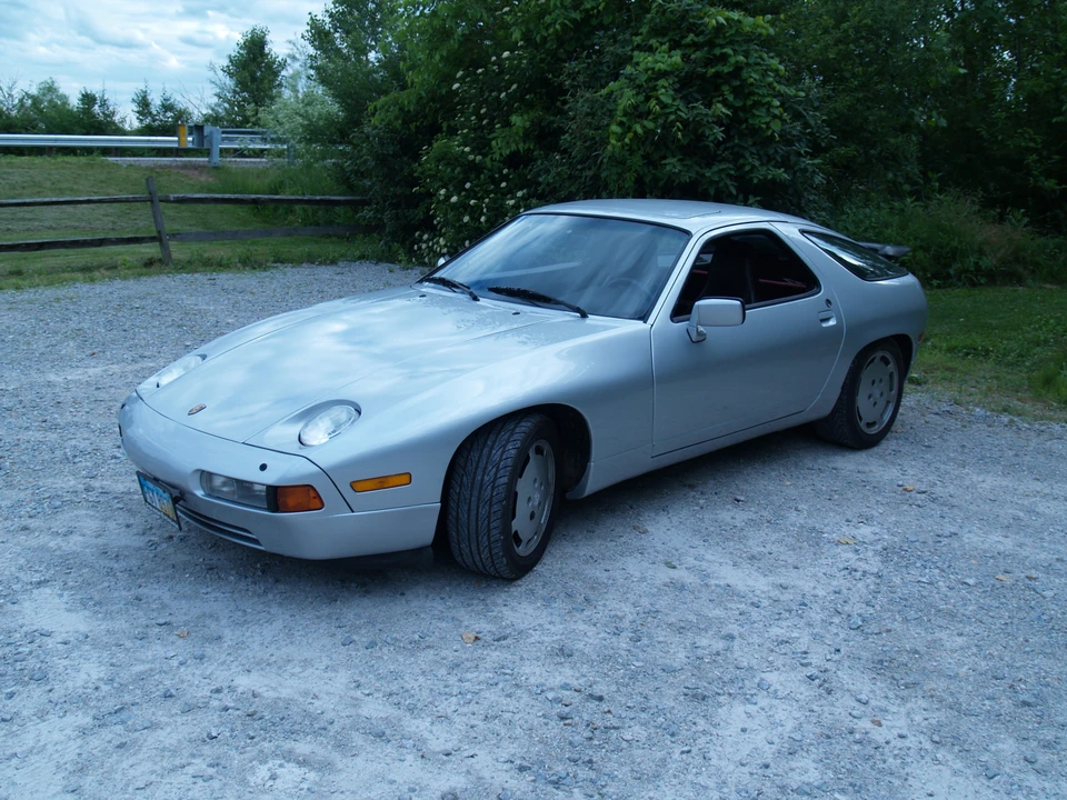 1987 Porsche 928 S4 - Image 15 of 31