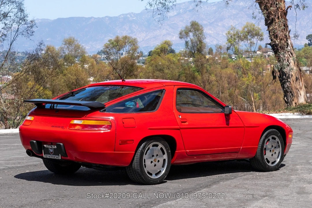 1987 Porsche 928 S4 - Image 9 of 31