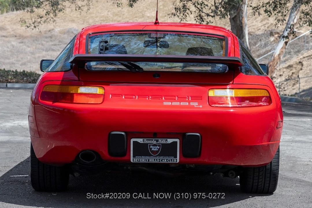 1987 Porsche 928 S4 - Image 11 of 31