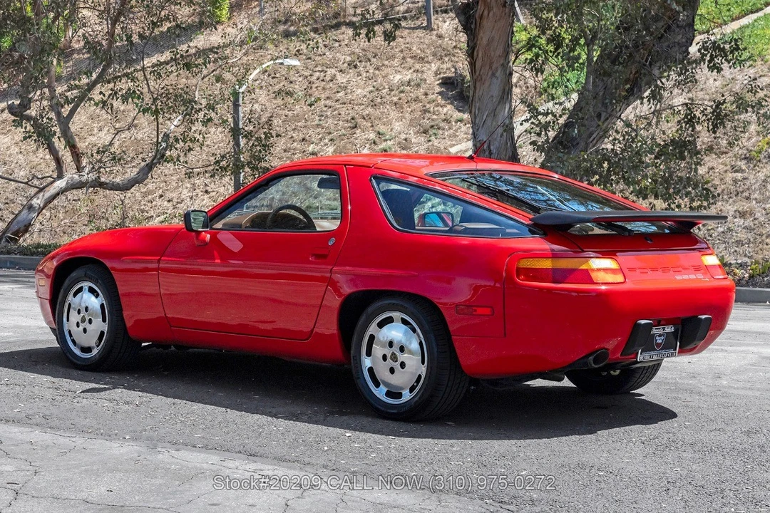 1987 Porsche 928 S4 - Image 12 of 31