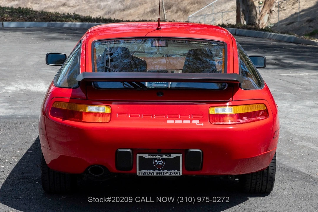 1987 Porsche 928 S4 - Image 10 of 31