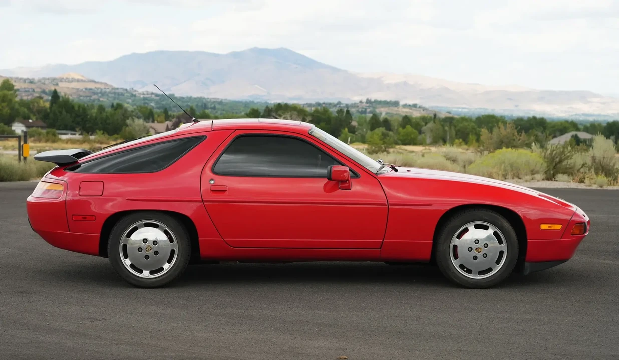1987 Porsche 928 S4 - Image 3 of 6