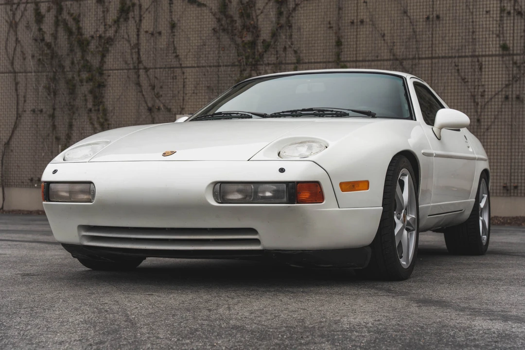 1987 Porsche 928 S4 - Image 2 of 31