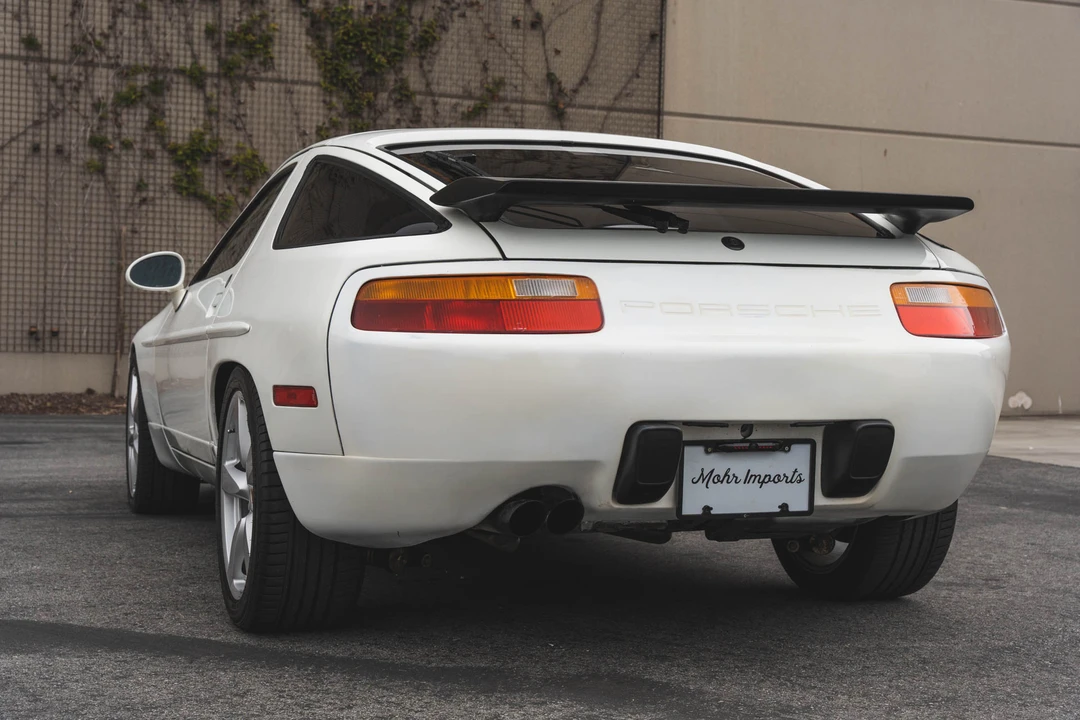 1987 Porsche 928 S4 - Image 18 of 31