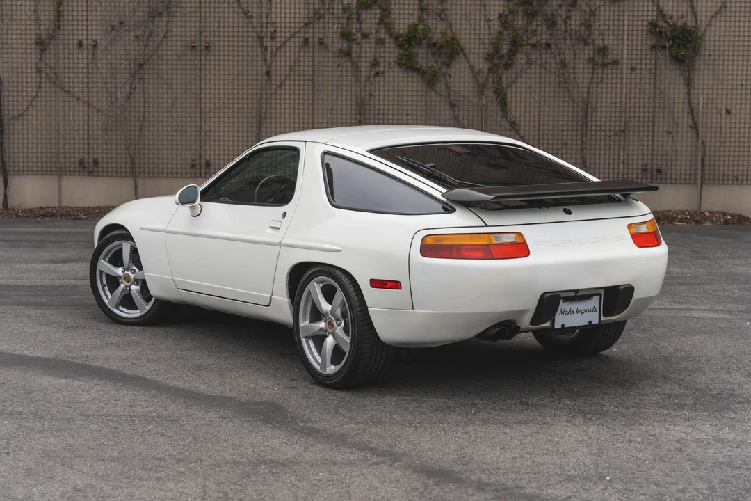 1987 Porsche 928 S4 - Image 16 of 31