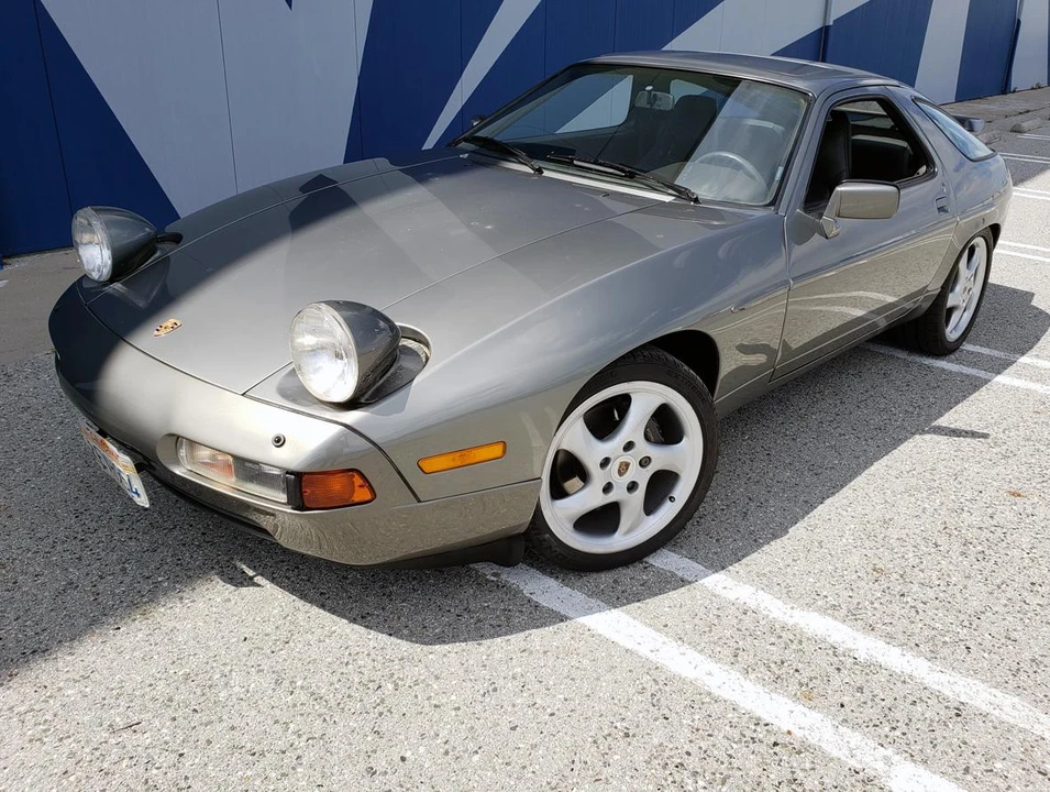 1987 Porsche 928 S4 - Image 9 of 31
