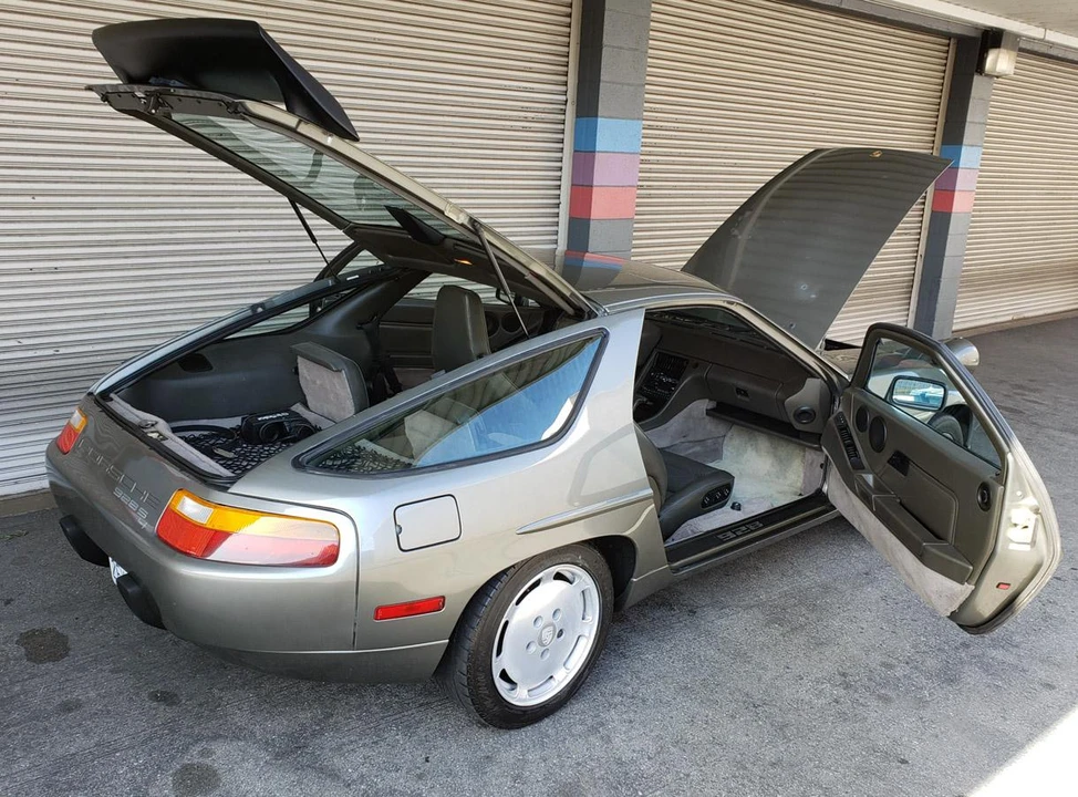1987 Porsche 928 S4 - Image 18 of 31