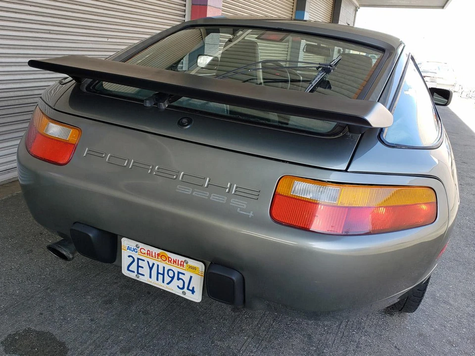 1987 Porsche 928 S4 - Image 14 of 31