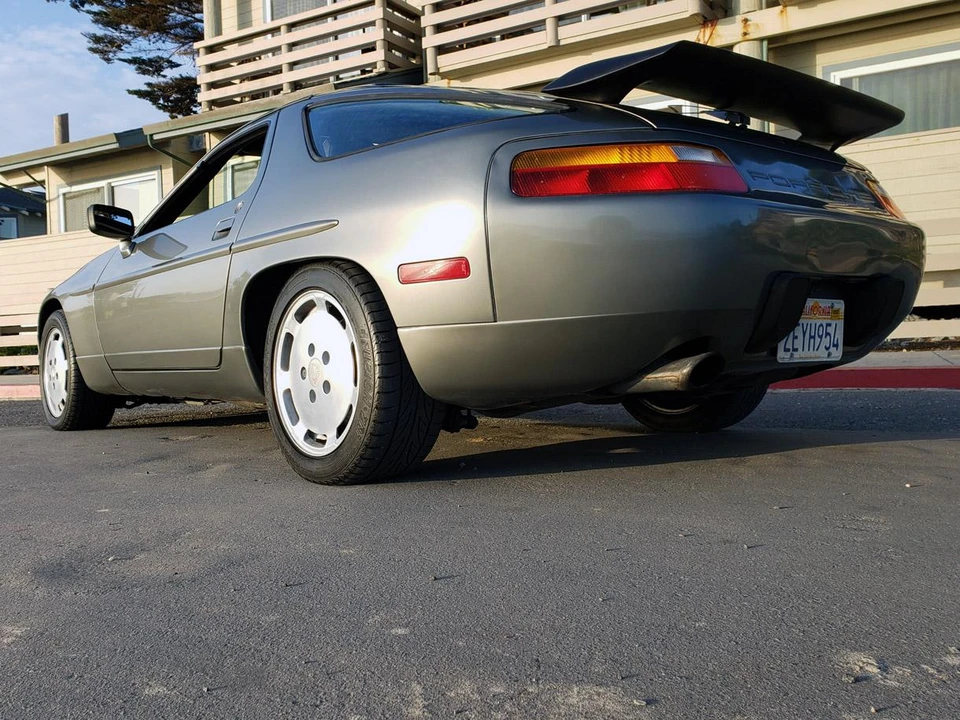 1987 Porsche 928 S4 - Image 13 of 31
