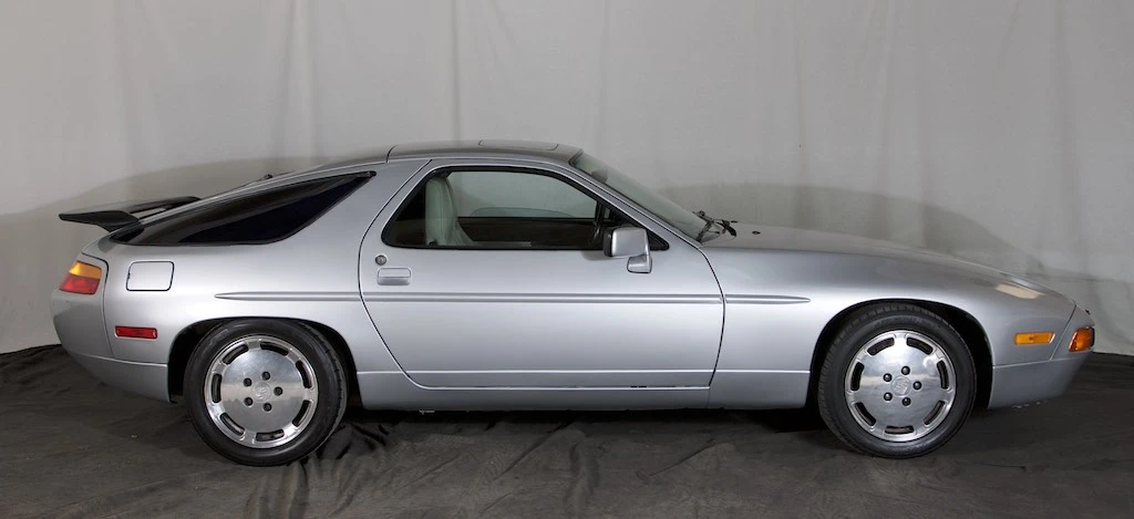1987 Porsche 928 S4 - Image 12 of 31