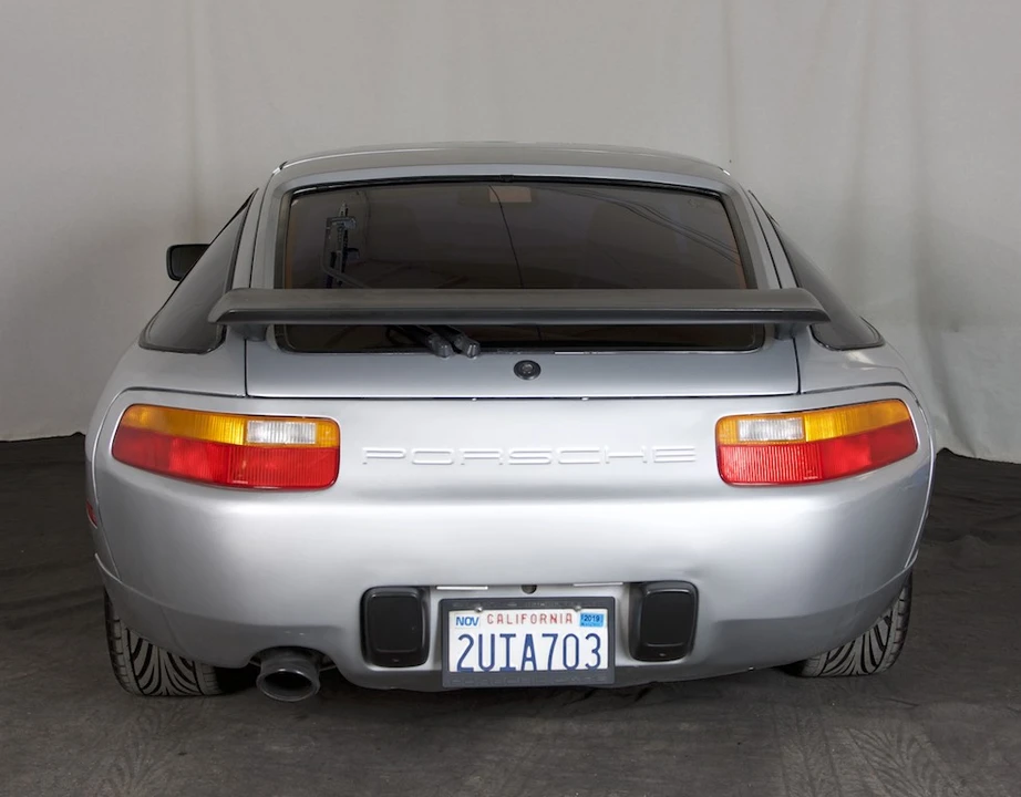 1987 Porsche 928 S4 - Image 9 of 31