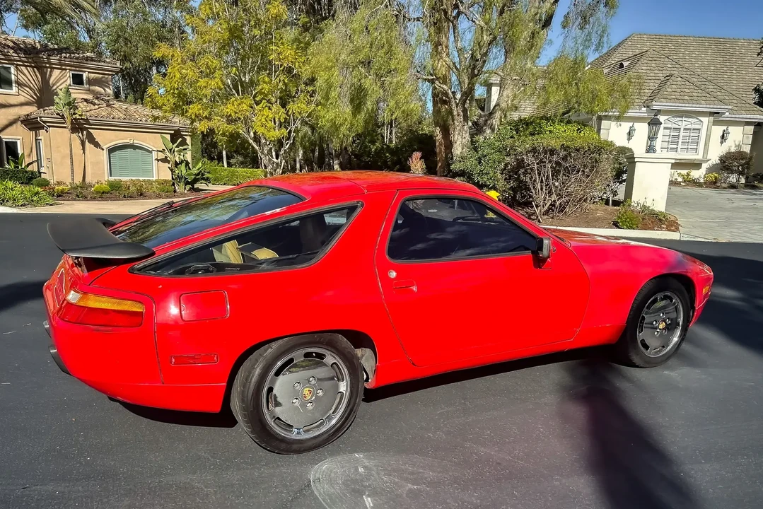 1987 Porsche 928 S4 - Image 5 of 6