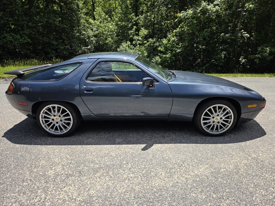 1987 Porsche 928 S4 - Image 15 of 31
