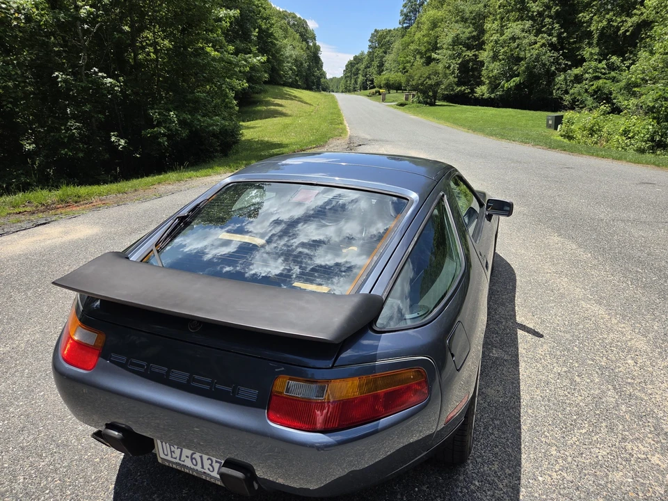 1987 Porsche 928 S4 - Image 12 of 31