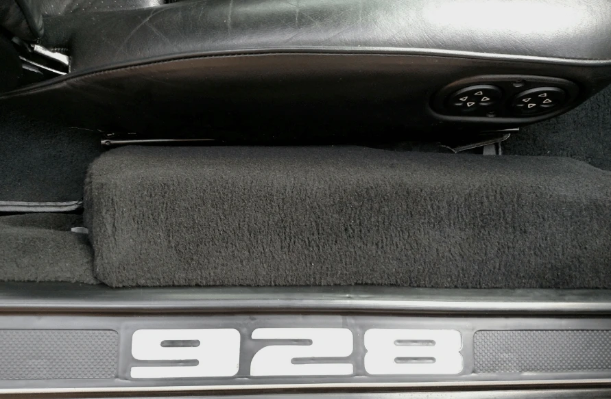 1987 Porsche 928 S4 - Image 31 of 31