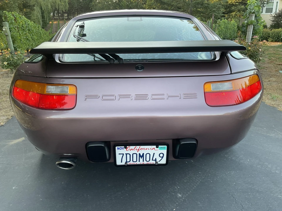 1987 Porsche 928 S4 - Image 16 of 31