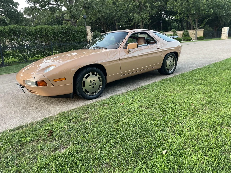 1987 Porsche 928 S4 - Image 6 of 31