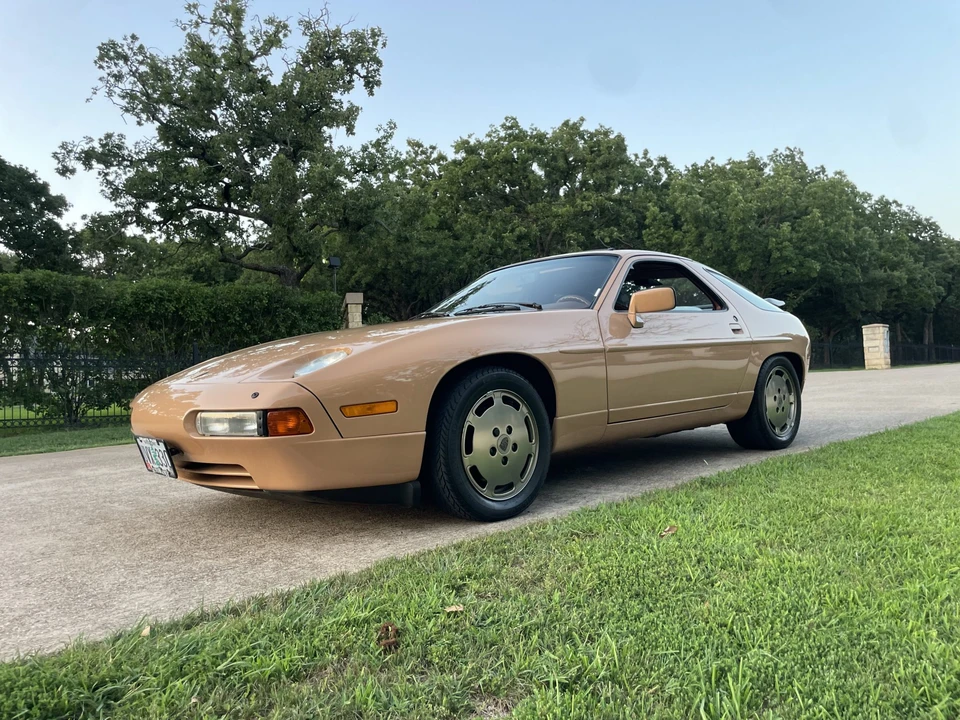 1987 Porsche 928 S4 - Image 5 of 31