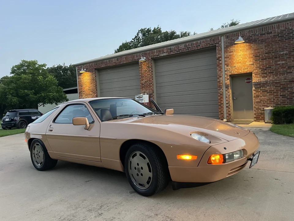 1987 Porsche 928 S4 - Image 18 of 31