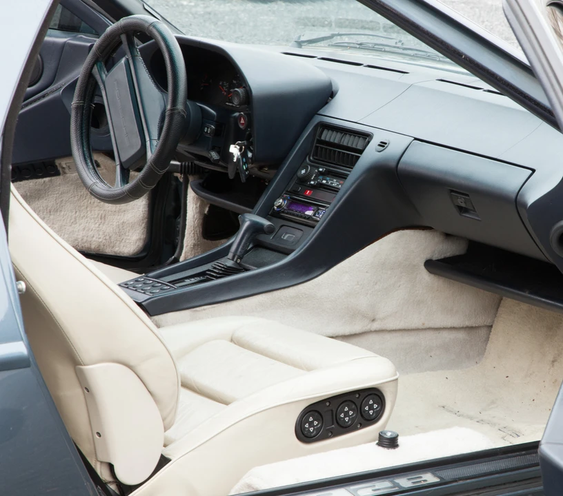 1987 Porsche 928 S4 - Image 11 of 28