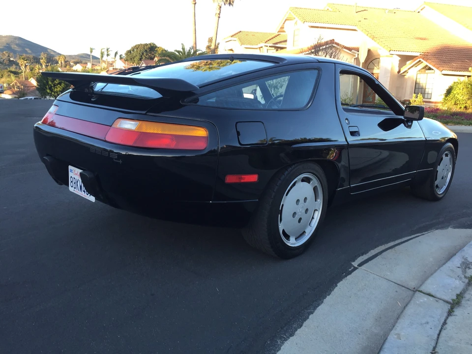1987 Porsche 928 S4 - Image 13 of 31