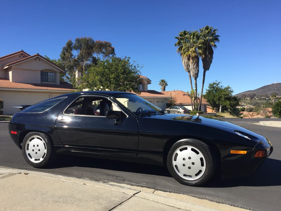 1987 Porsche 928 S4 - Image 16 of 31