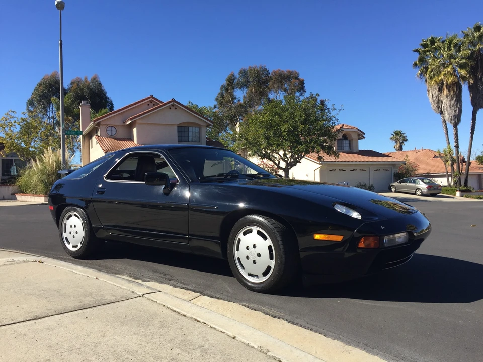 1987 Porsche 928 S4 - Image 17 of 31