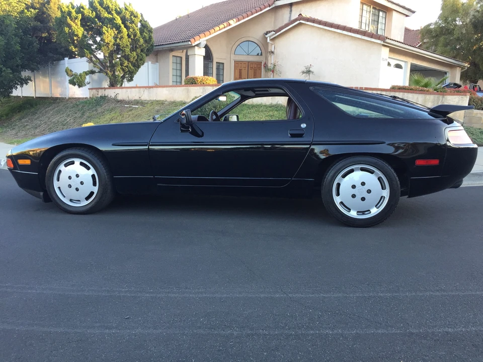1987 Porsche 928 S4 - Image 8 of 31