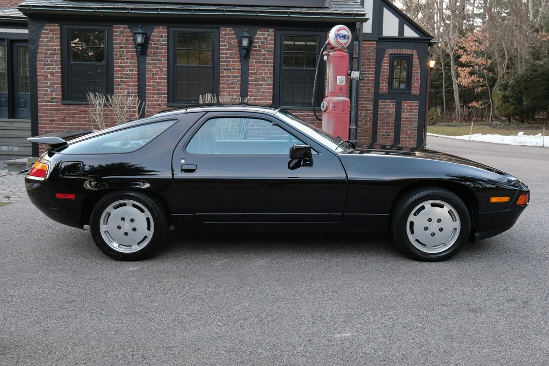 1987 Porsche 928 S4 - Image 27 of 31